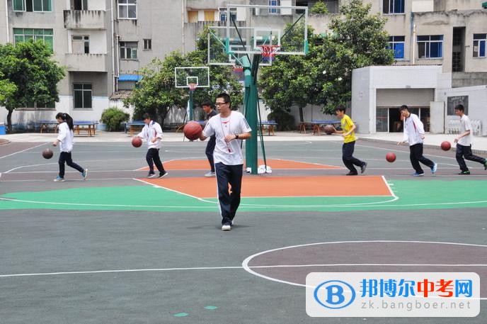 四川省双流县太平中学2022年学费、收费多少