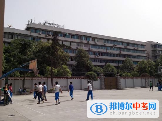 四川省成都西藏中学2022年招生代码