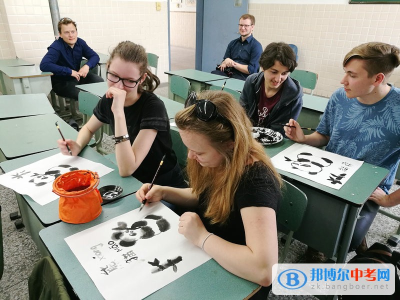 德国友好学校巴贝尔斯伯格电影中学访问成都市实验外国语学校（西区）