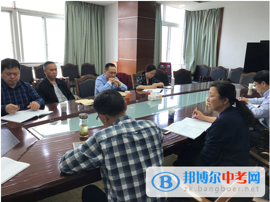 督学组成员到四川省温江中学指导高三课堂教学工作