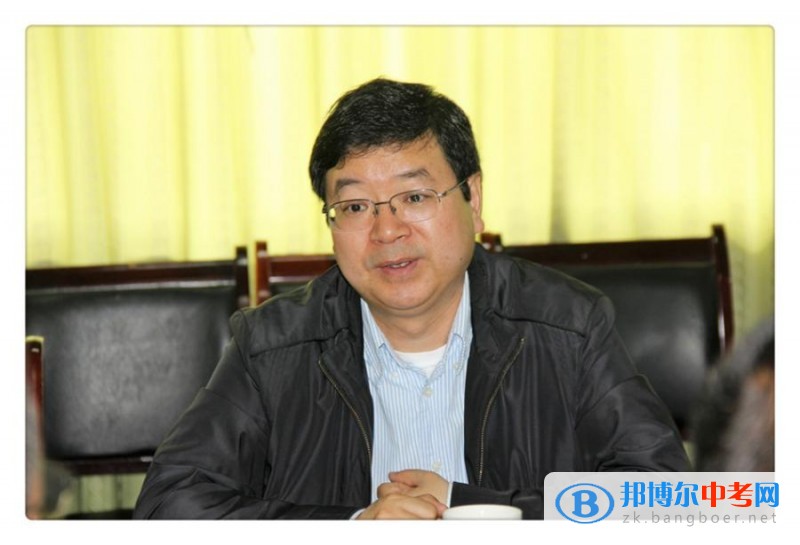 中国教育科学研究院陈如平教授到访邛崃市平乐中学