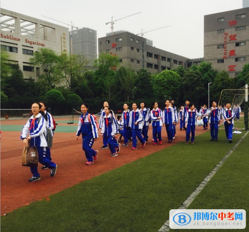 成都石室天府中学开展第五届软式垒球锦标赛系列报道(二)