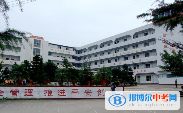 四川省安岳县龙台中学2022年怎么样、好不好
