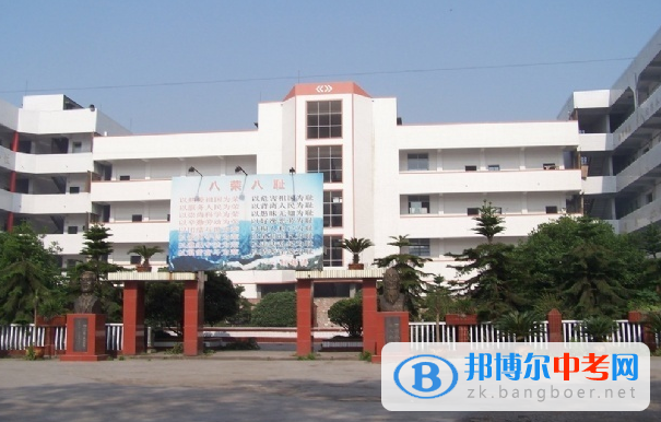 四川省安岳县龙台中学2022年招生计划