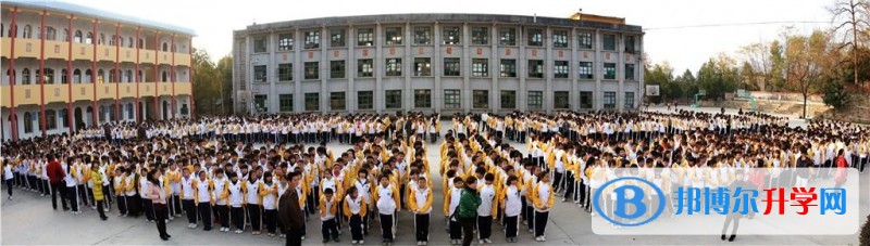 江口县民族中学2018年招生计划