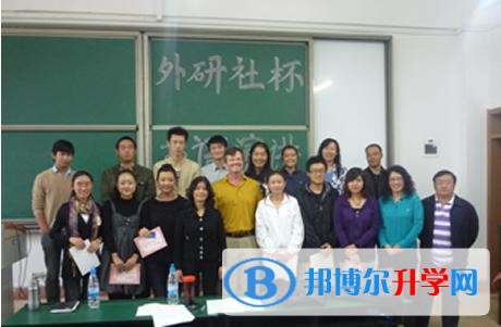云南大学附属外国语学校2018年招生计划