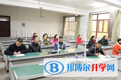 红红脸 出出汗 洗洗澡 治治病