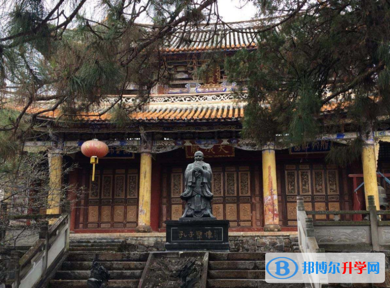  云南临沧凤庆文庙位于云南省凤庆县城，是祭祀中国传