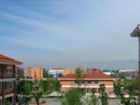 四川省崇州市崇庆中学2025年招生计划