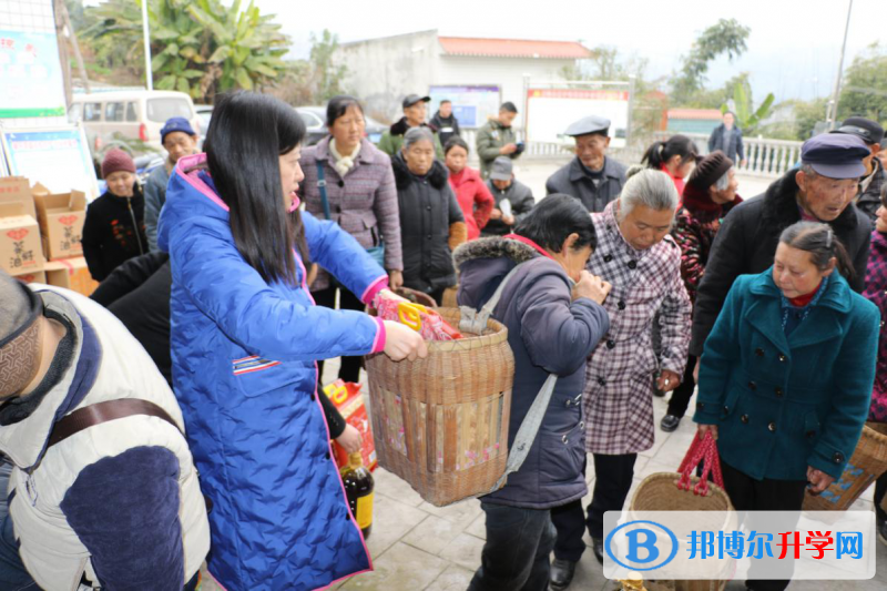 内江一中开展新春走基层“送温暖”活动