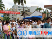 西双版纳州允景洪中学2025招生计划
