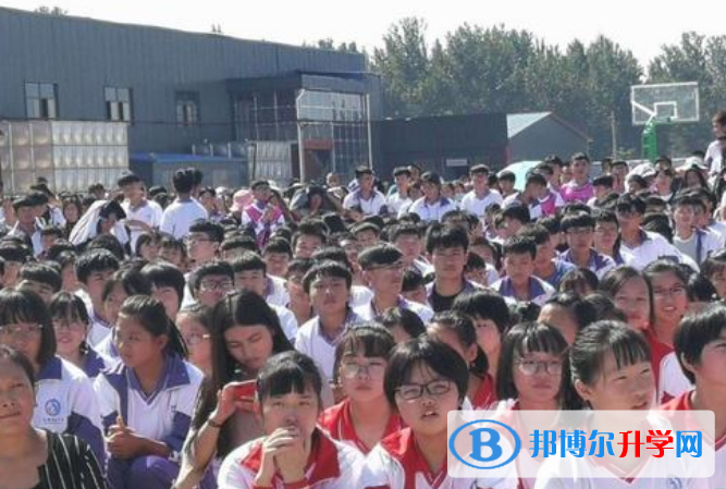 广汉万福中学2022年招生计划