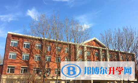 北京新桥外国语高中学校网站网址