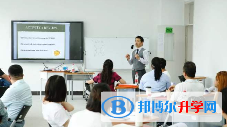 北京贝拉国际高中2023年招生办联系电话
