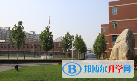 北京大学附属中学国际部2023年招生办联系电话