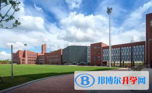 上海德威英国国际学校2023年报名条件、招生要求、招生对象