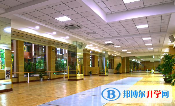 华南师范大学附属外国语学校怎么样、好不好