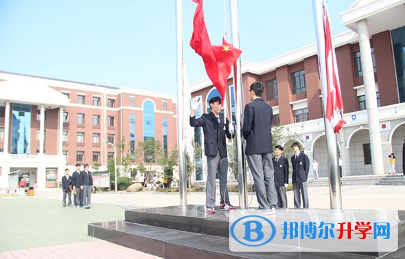 镇江枫叶国际学校初中部2020年招生办联系电话