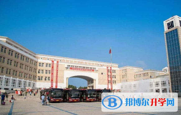 郑州郑中国际学校小学部2020年报名条件、招生要求、招生对象