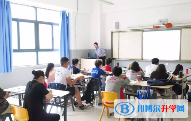 西安沣东中加学校2020年招生简章