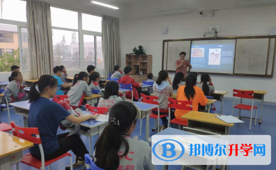 贵阳观山湖中铁置业中加学校小学部2020年招生计划