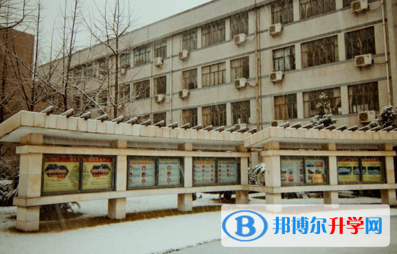 浙江东阳中天高级中学国际部2020年报名条件、招生要求、招生对象