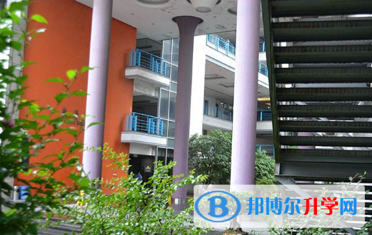 上海博华国际高中2023年招生办联系电话
