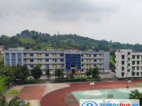 自贡牛佛中学2025年招生计划