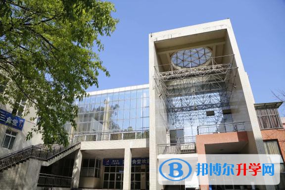 重庆长生桥中学校2021年宿舍条件