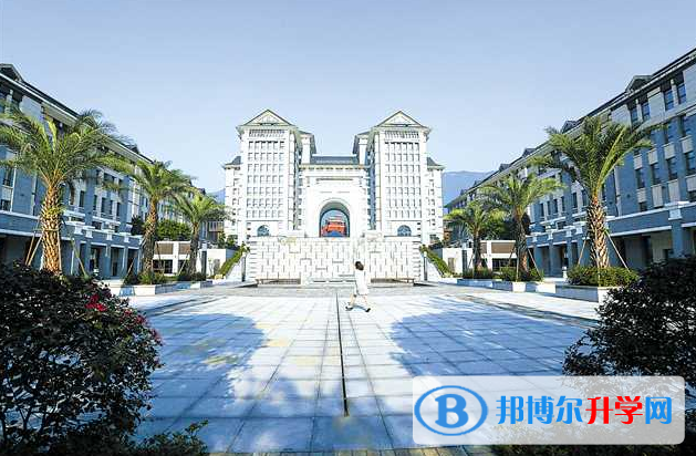 重庆北碚区王朴中学校2021年招生办联系电话