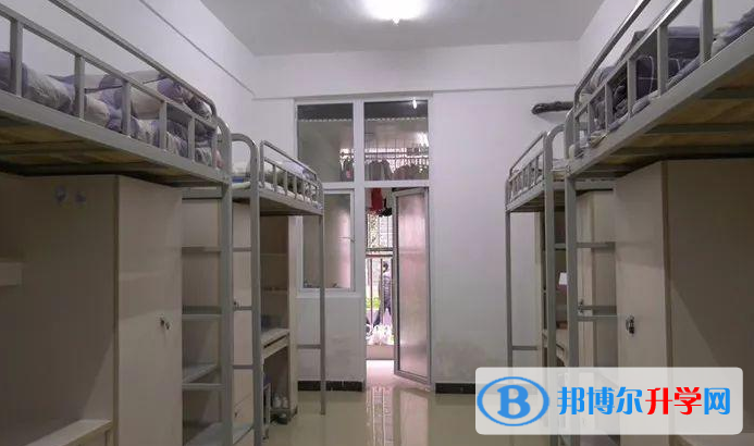 德江县民族中学2021年宿舍条件