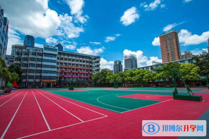 贵阳市第六中学2022年网站网址