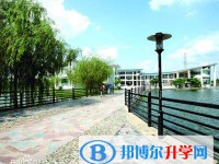 重庆黔江新华中学校2025年招生办联系电话