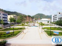 三台县观桥中学2025年学费、收费多少