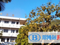 四川省犍为县孝姑中学2025年学费、收费多少