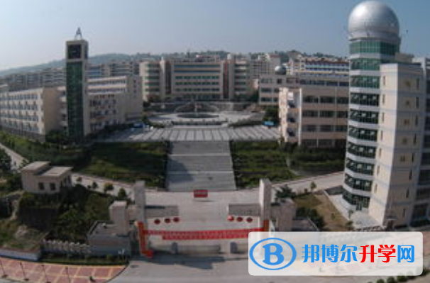 重庆合川中学2021年招生办联系电话 