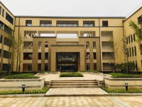 广汉市西高镇中学2025年招生简章