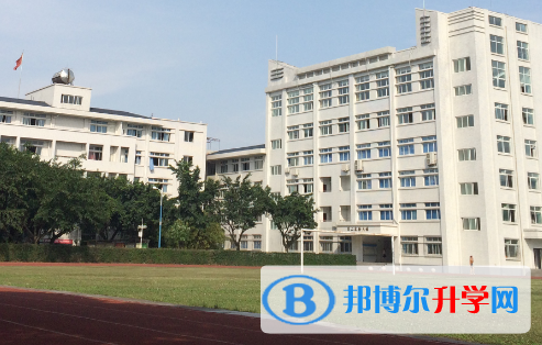四川省荣县中学2021年报名条件、招生要求、招生对象