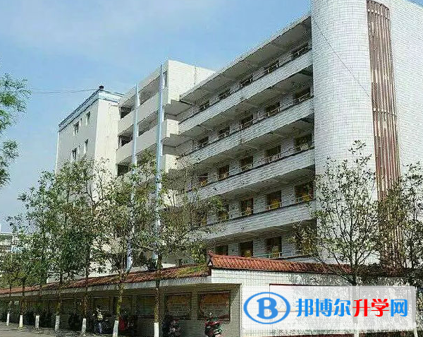 重庆市垫江县中学2021年宿舍条件