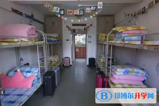 织金县第五中学2021年宿舍条件