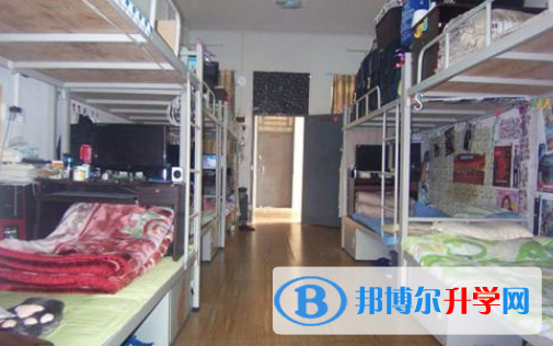 富顺县第二中学校2021年宿舍条件