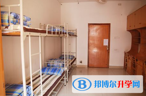 毕节市实验高级中学2021年宿舍条件