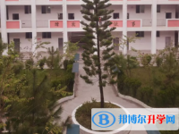 凤庆县鲁史中学2025年招生简章
