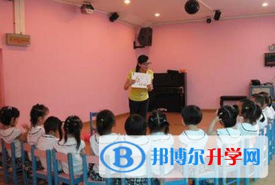 重庆市杨家坪中学2021年学费、收费多少