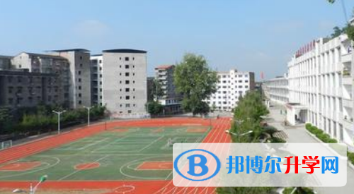重庆市垫江县第八中学怎么样、好不好