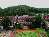 遵义市私立贵龙中学2025年排名