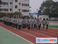 四川省绵阳市丰谷中学2024年招生办联系电话
