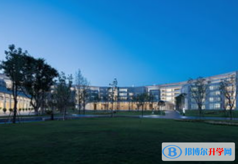 重庆两江中学校网站网址