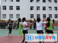 贵阳市修文县扎佐中学2025年学费、收费多少
