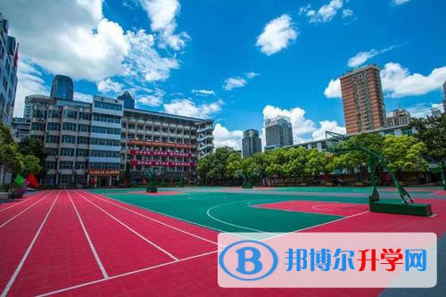 贵阳市第八中学2022年宿舍条件